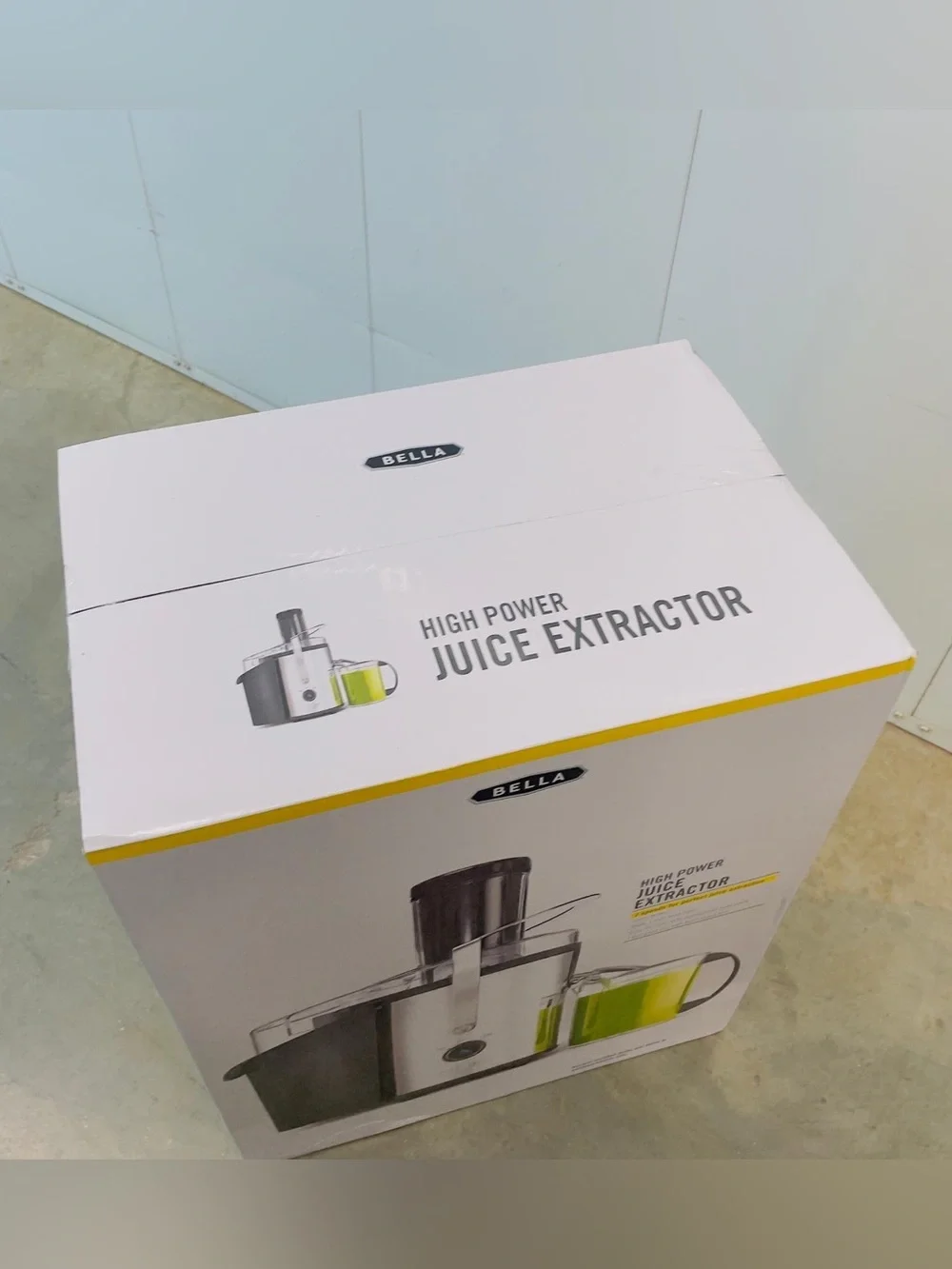 BELLA High Power Juice Extractor 1000W 2 Speed 3" Wide Feed Tube Stainless - Picture 11 of 13